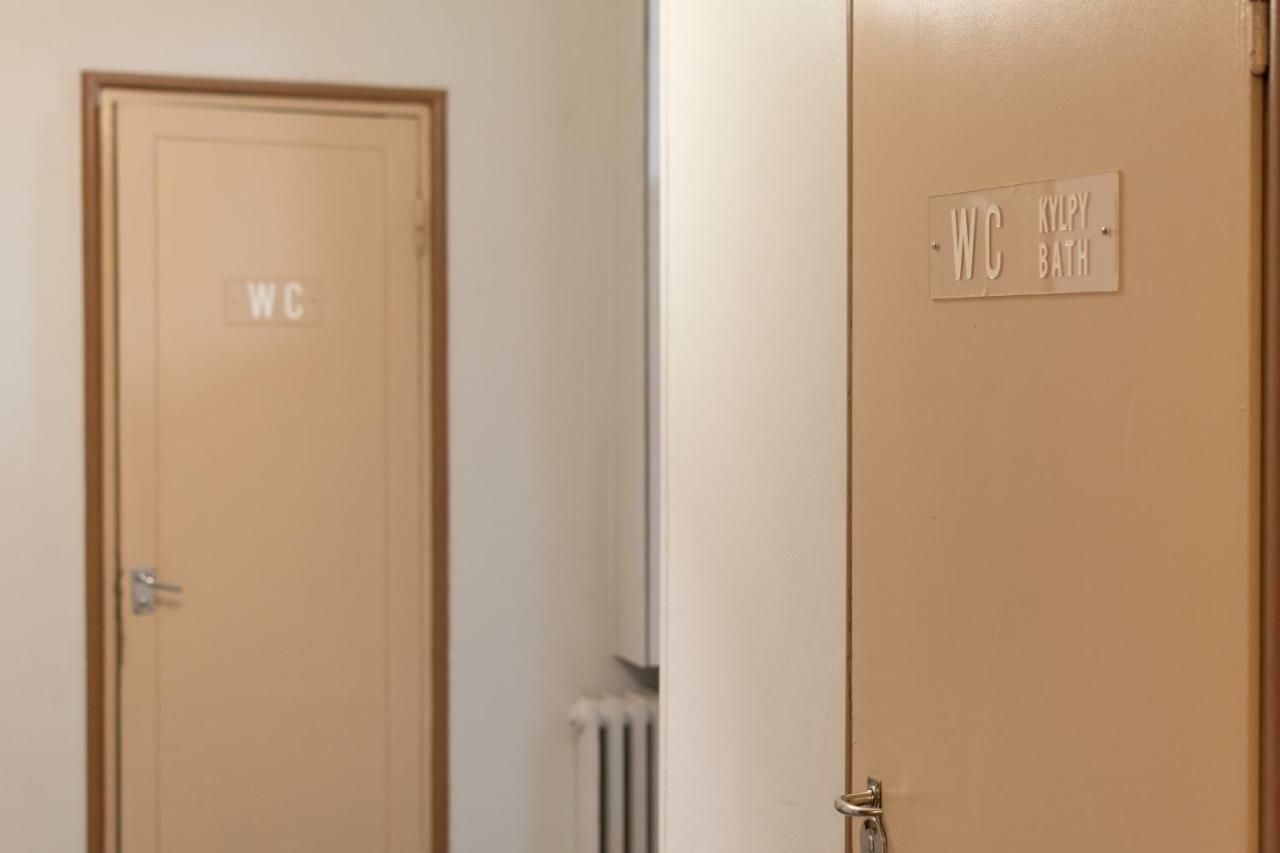 Hostel Buisto ポリ エクステリア 写真
